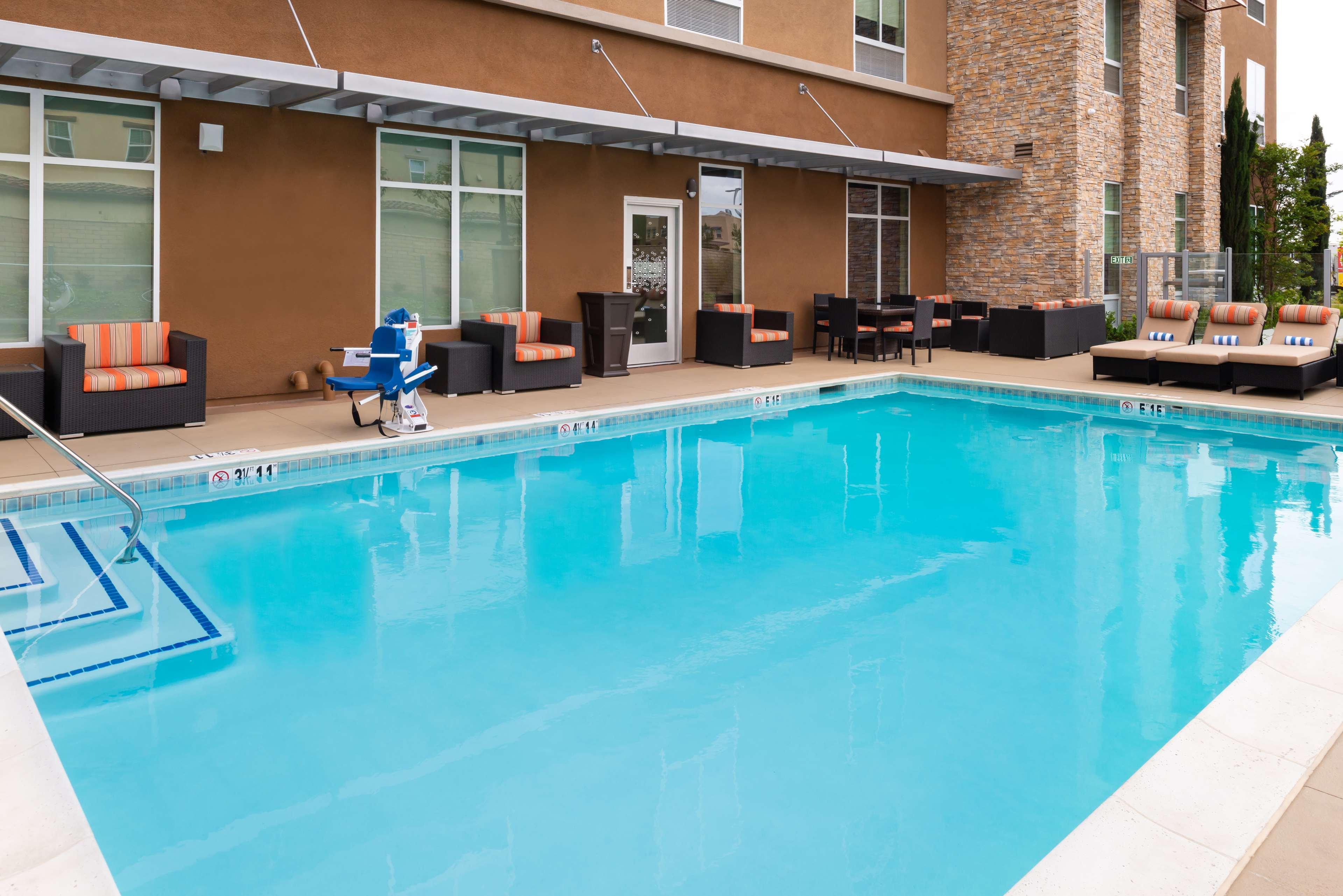 Hampton Inn & Suites Buena Park Εξωτερικό φωτογραφία