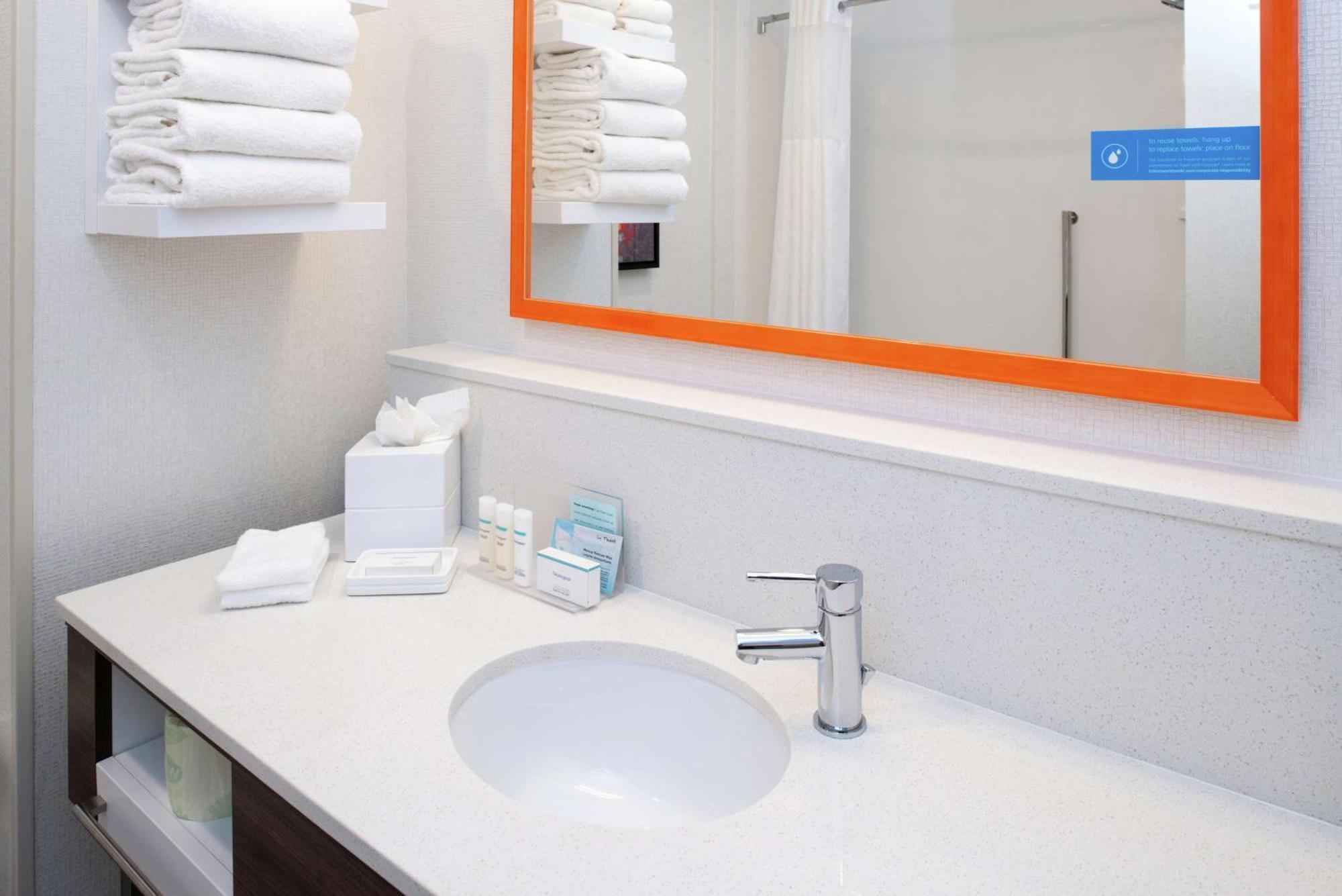 Hampton Inn & Suites Buena Park Εξωτερικό φωτογραφία