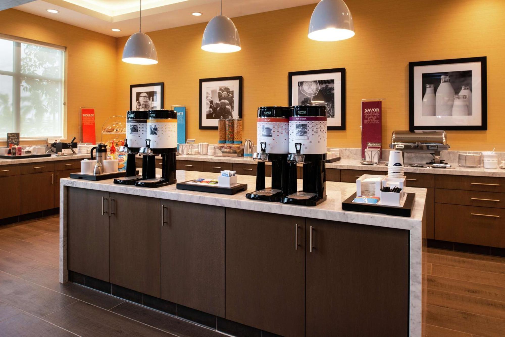 Hampton Inn & Suites Buena Park Εξωτερικό φωτογραφία